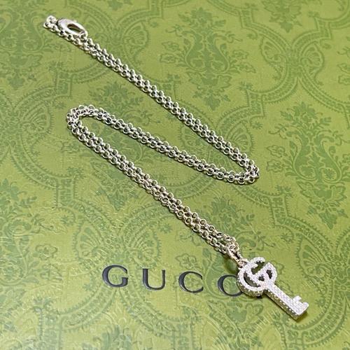 グッチ アクセサリー
