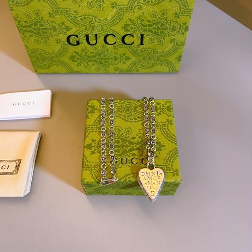 グッチ ネックレス