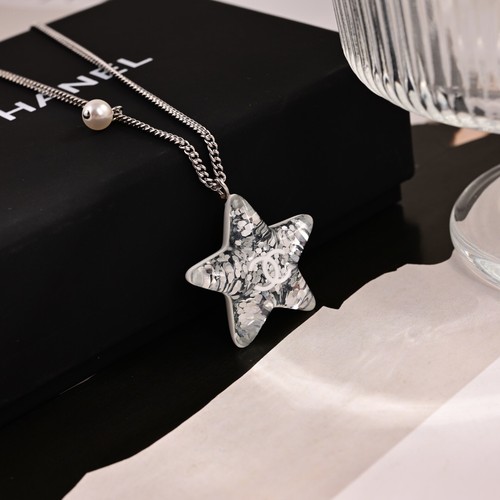シャネル ピアス