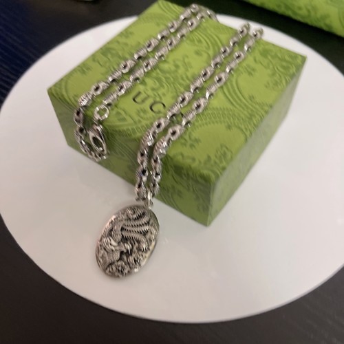 グッチ アクセサリー