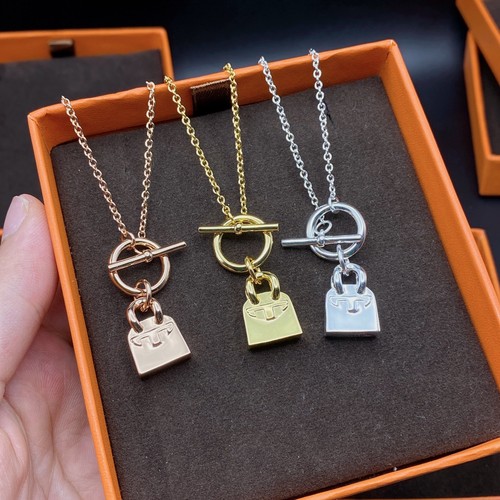 エルメス ピアス