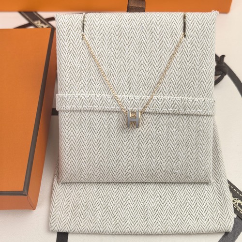 エルメス ピアス