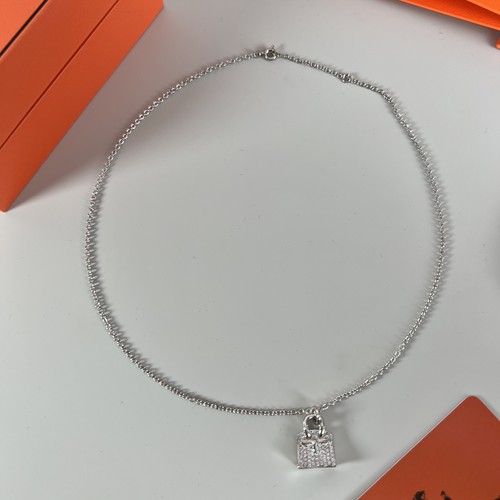 エルメス ピアス