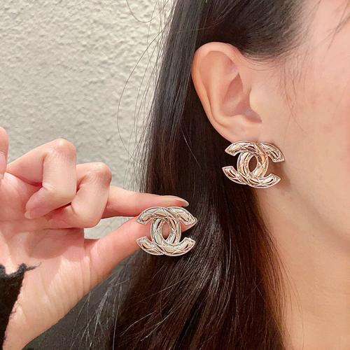 シャネル ピアス