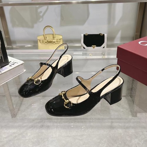 グッチ サンダル