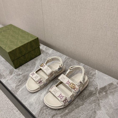 グッチ サンダル