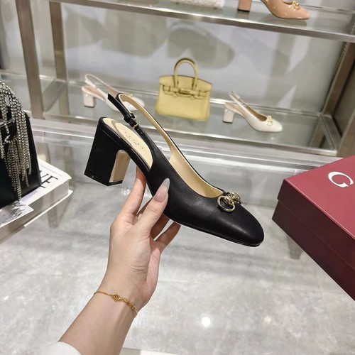 グッチ サンダル