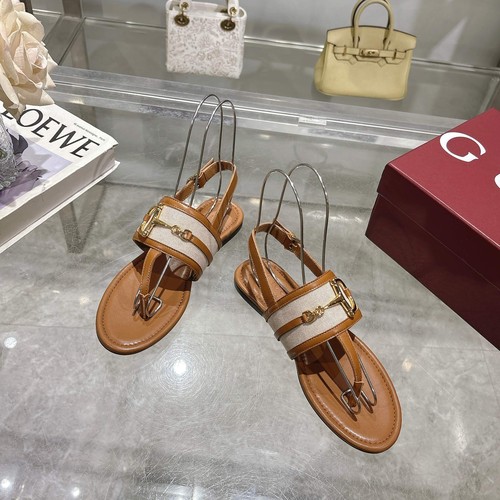 グッチ サンダル