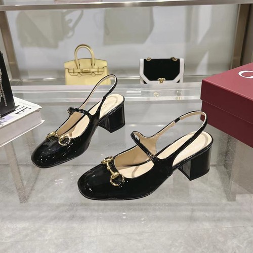 グッチ 靴