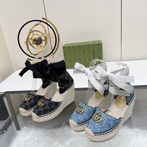 グッチ サンダル