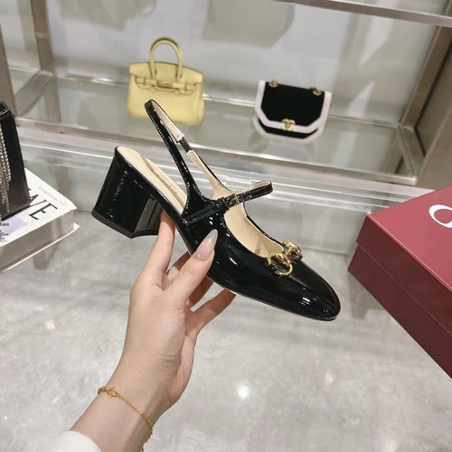 グッチ サンダル