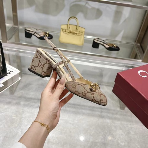 グッチ サンダル