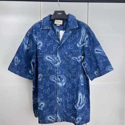 グッチ 服