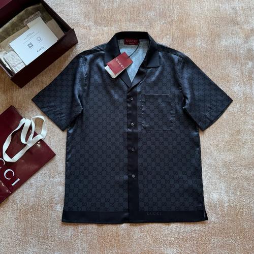 グッチ 服