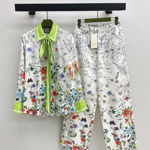 グッチ 服