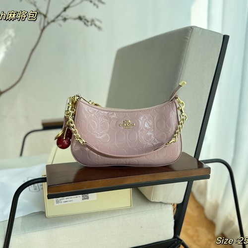 コーチ ショルダーバッグ