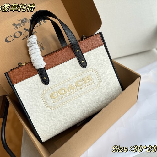 コーチ ショルダーバッグ