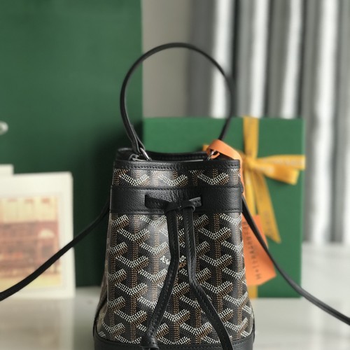 ゴヤール ショルダーバッグ