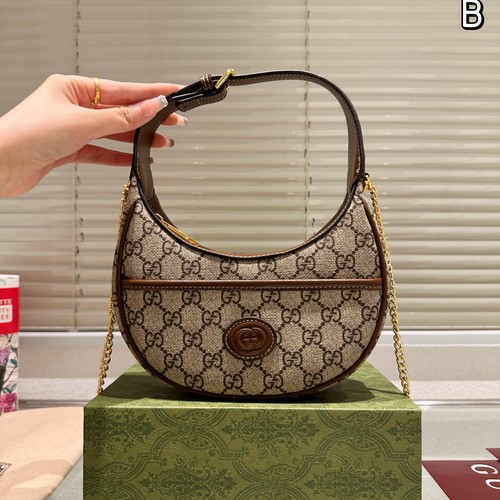 グッチ ショルダーバッグ