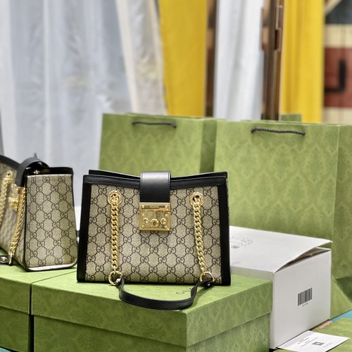 グッチ ショルダーバッグ