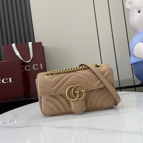 グッチ ショルダーバッグ