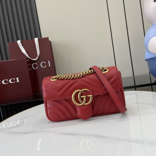 グッチ ショルダーバッグ