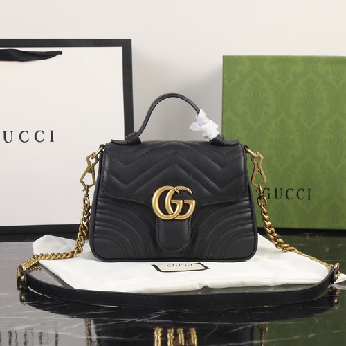 グッチ ショルダーバッグ