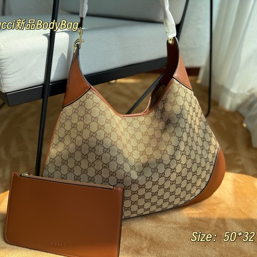 グッチ ショルダーバッグ