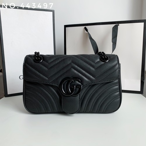 グッチ ショルダーバッグ