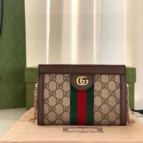 グッチ ショルダーバッグ