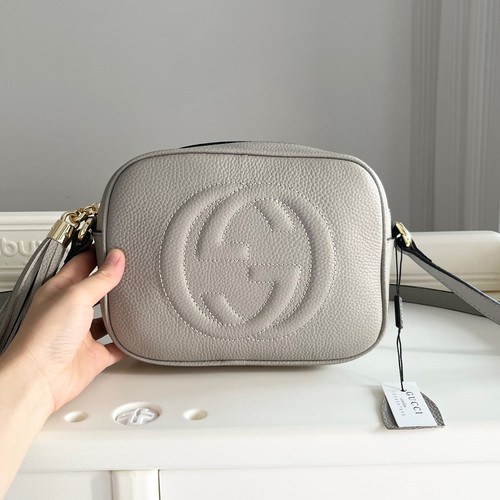 グッチ ショルダーバッグ