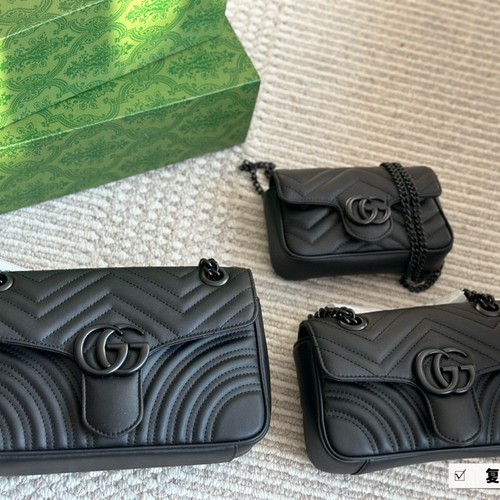 グッチ ショルダーバッグ