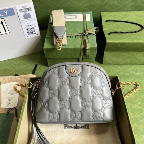 グッチ ショルダーバッグ