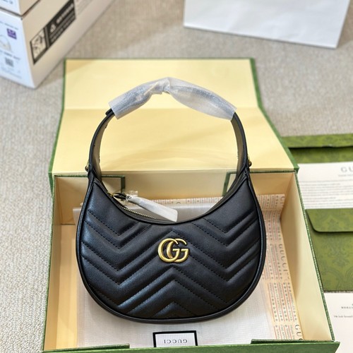 グッチ ショルダーバッグ