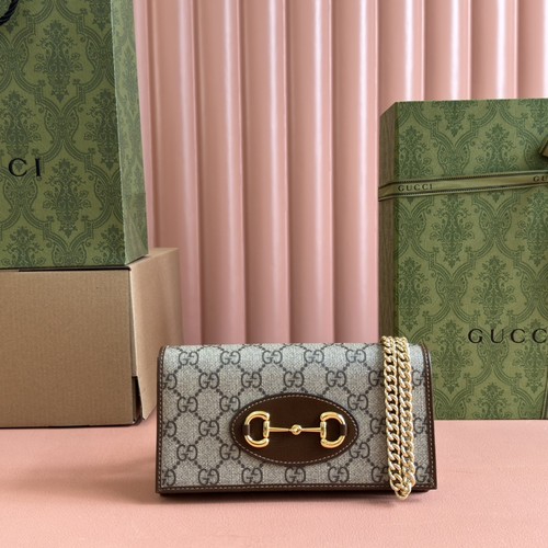 グッチ ショルダーバッグ