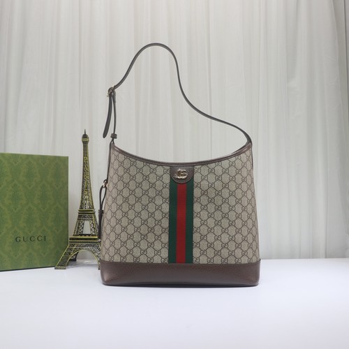グッチ ショルダーバッグ