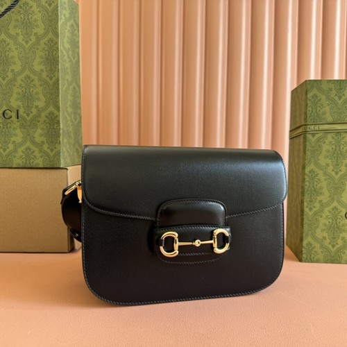 グッチ ショルダーバッグ