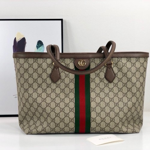 グッチ ショルダーバッグ