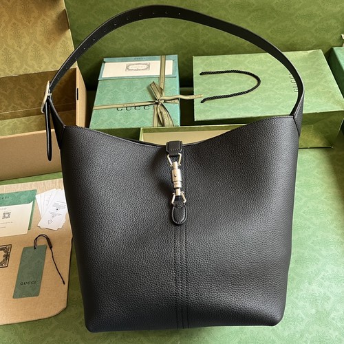 グッチ ショルダーバッグ