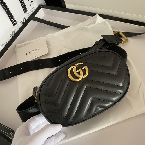 グッチ ショルダーバッグ