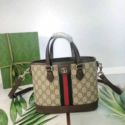 グッチ ショルダーバッグ