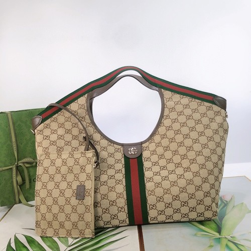 グッチ ショルダーバッグ