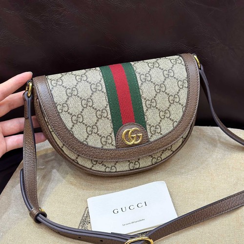 グッチ ショルダーバッグ