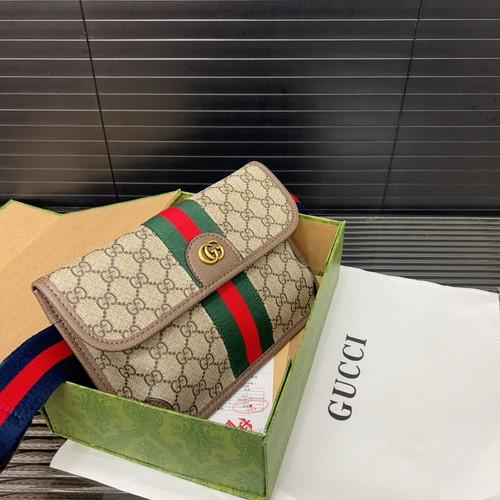 グッチ ショルダーバッグ