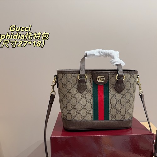 グッチ ショルダーバッグ