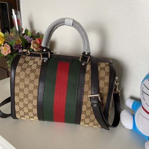 グッチ ショルダーバッグ