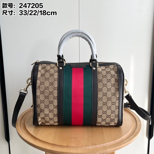 グッチ ショルダーバッグ