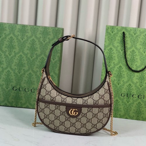 グッチ ショルダーバッグ