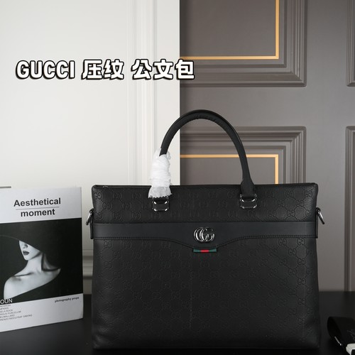 グッチ ショルダーバッグ