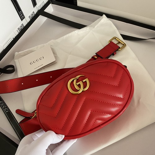 グッチ ショルダーバッグ